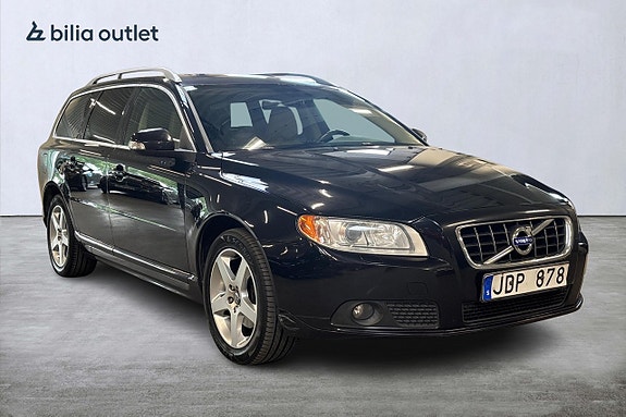Volvo V70 3 of 5