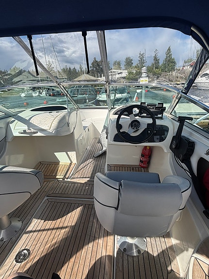 Bella 612 Excel Johnson 140 hk 4-takt 7 of 10