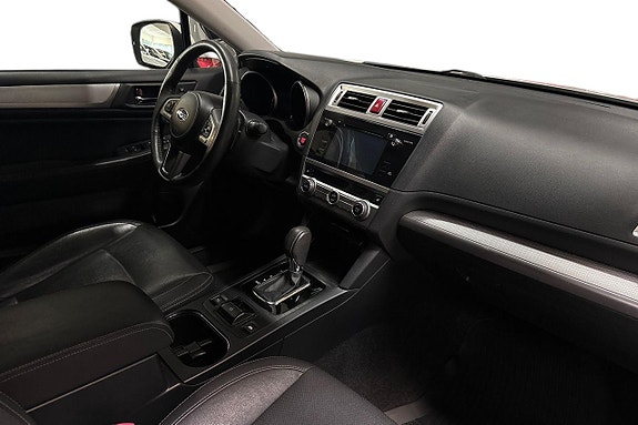 Subaru Outback 15 of 30