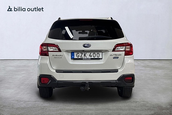 Subaru Outback 7 of 30