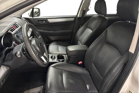 Subaru Outback 13 of 30