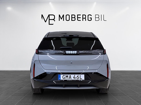 Zeekr X 6 of 17