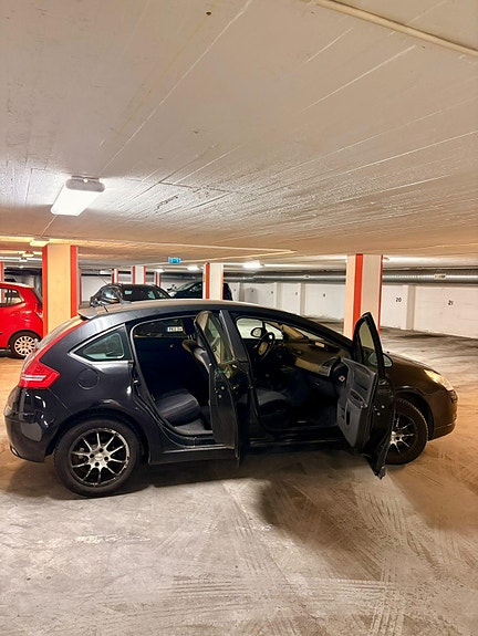 Citroen C4 5 of 5