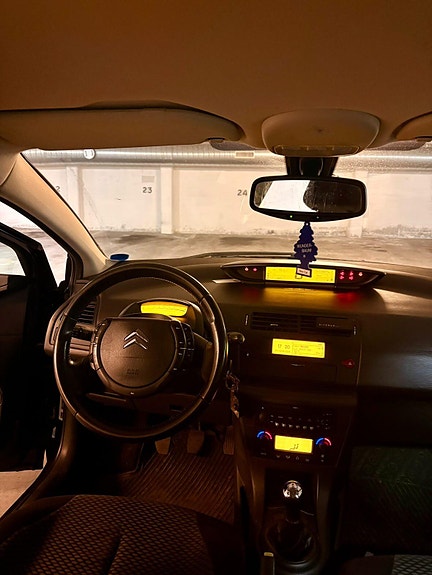Citroen C4 4 of 5