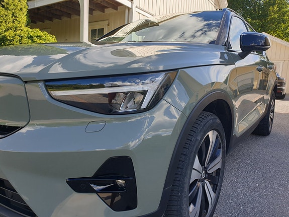Volvo XC40 12 of 30