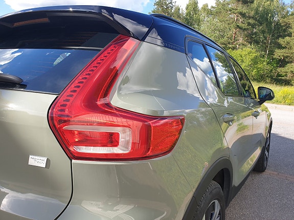 Volvo XC40 14 of 30