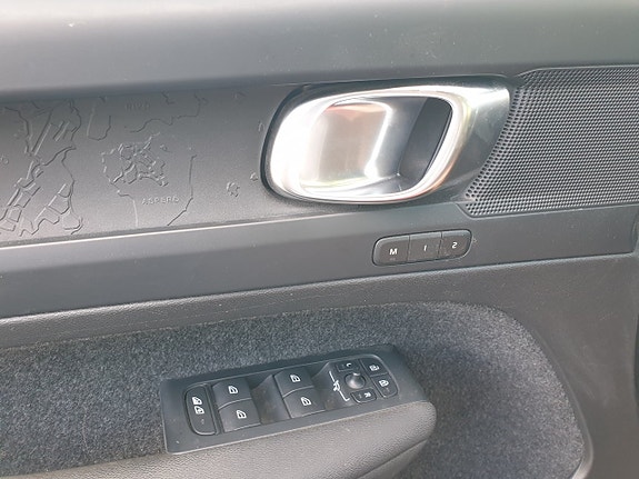 Volvo XC40 18 of 30