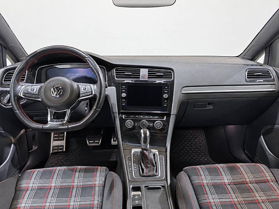 Volkswagen Golf I 17 of 27