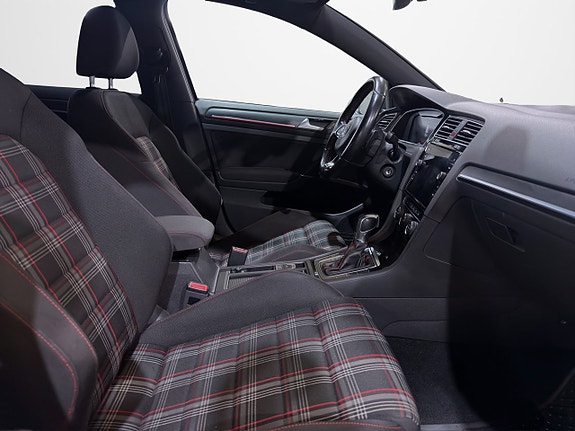 Volkswagen Golf I 22 of 27