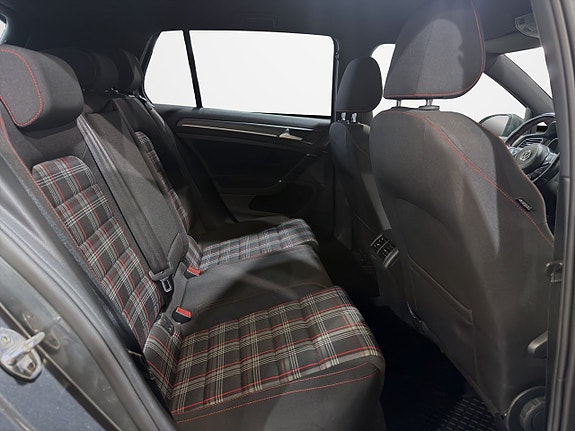 Volkswagen Golf I 26 of 27