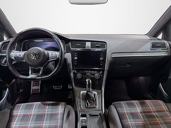 Volkswagen Golf I 17 of 27