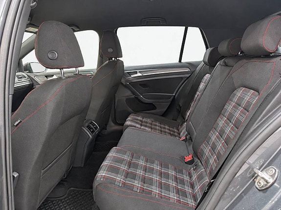 Volkswagen Golf I 18 of 27