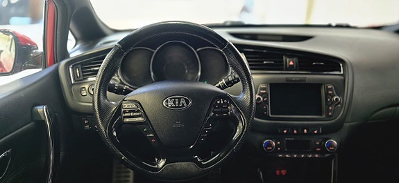 Kia Ceed 8 of 14