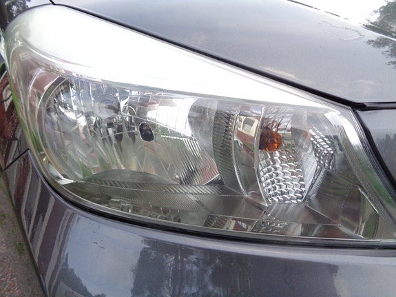 Toyota Yaris 7 of 30