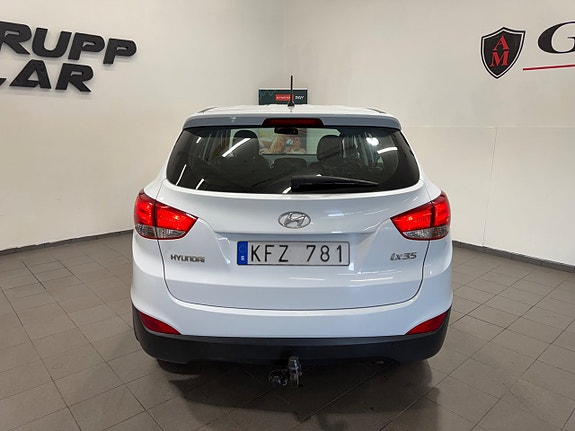 Hyundai ix35 8 of 17