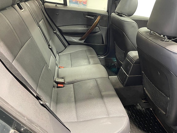 BMW X3 16 of 16