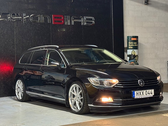 Volkswagen Passat 2 of 5