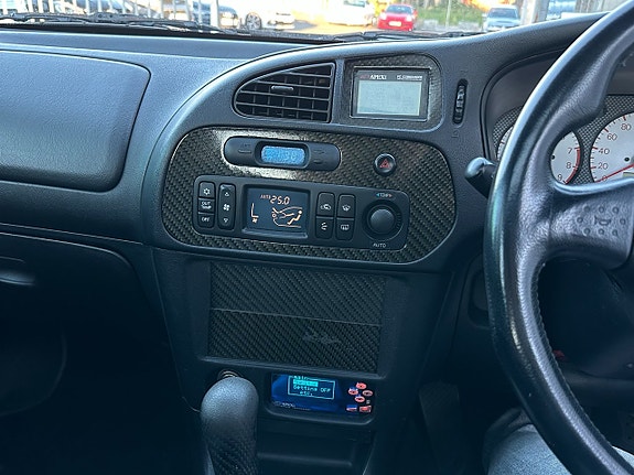 Mitsubishi Lancer 16 of 17