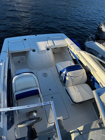 Bayliner Discovery 192 6 of 15