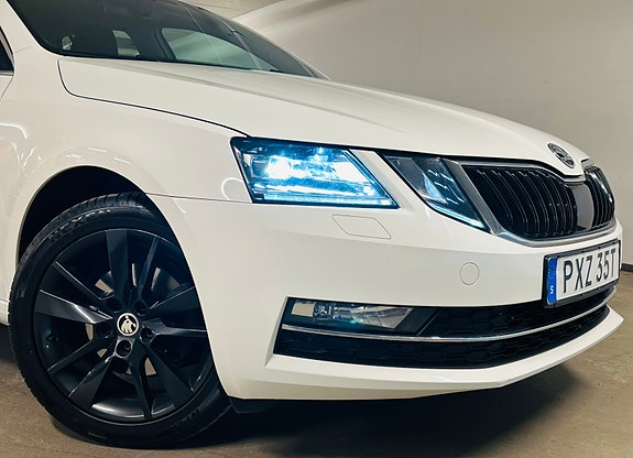 Skoda Octavia 14 of 16