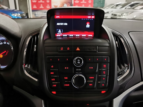 Opel Zafira Tourer 18 of 19