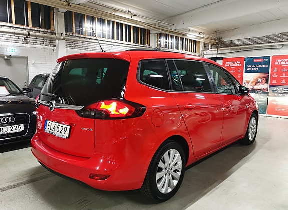 Opel Zafira Tourer 4 of 5