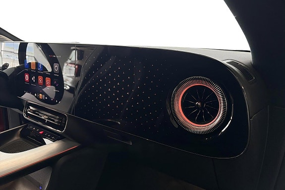Mercedes-Benz CLA250+ 14 of 19