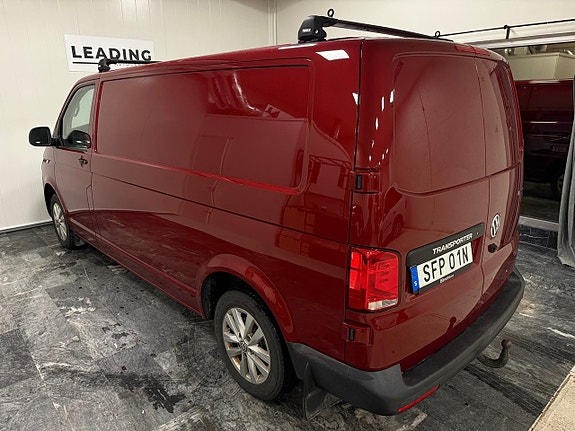 Volkswagen Transporter 2 of 5