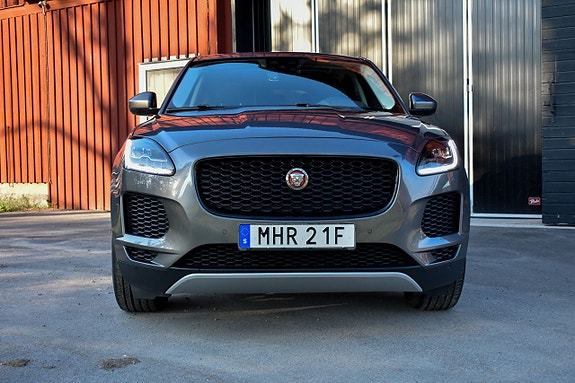 Jaguar E-PACE 10 of 26