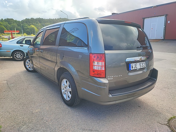 Chrysler Grand Voyager 4 of 5