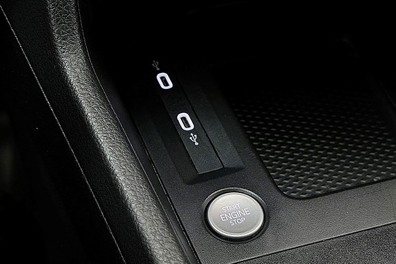 Volkswagen Caddy 26 of 30