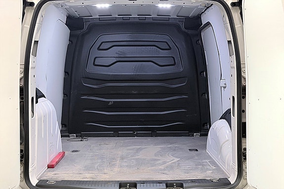 Volkswagen Caddy 13 of 30
