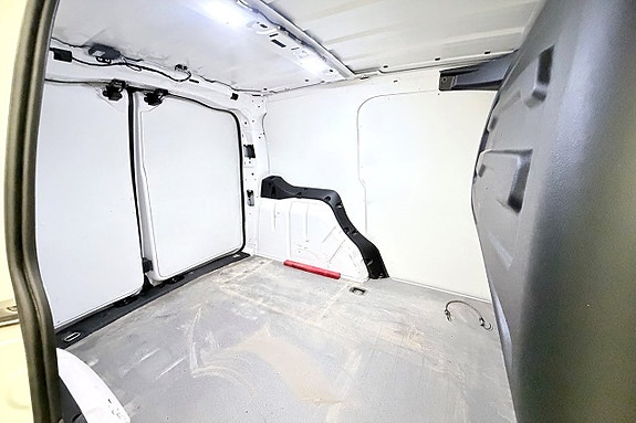 Volkswagen Caddy 12 of 30