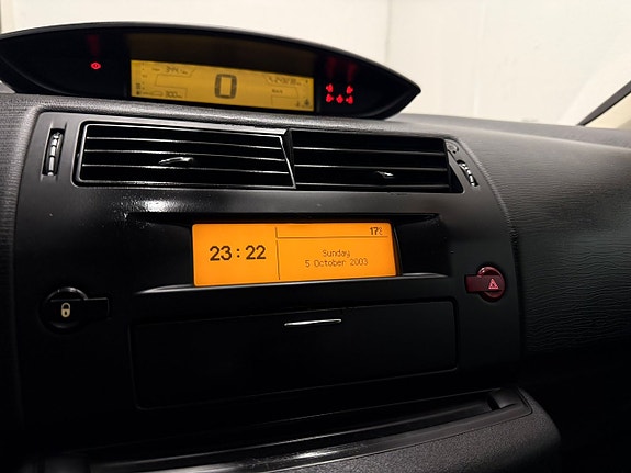 Citroen C4 8 of 14
