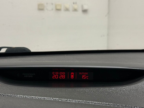 Kia Ceed 13 of 15