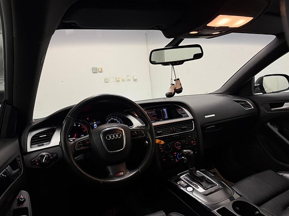 Audi A5 9 of 20