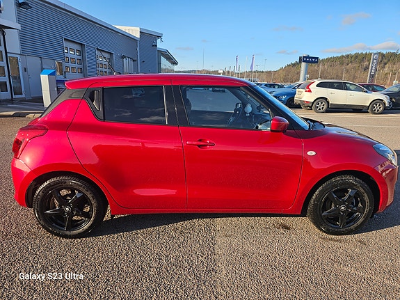 Suzuki Swift 2 of 10