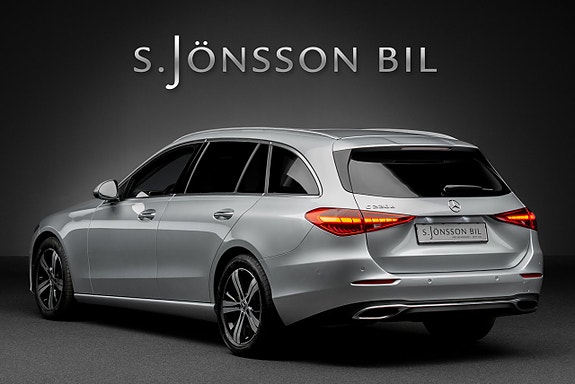 Mercedes-Benz C220 d 4 of 17