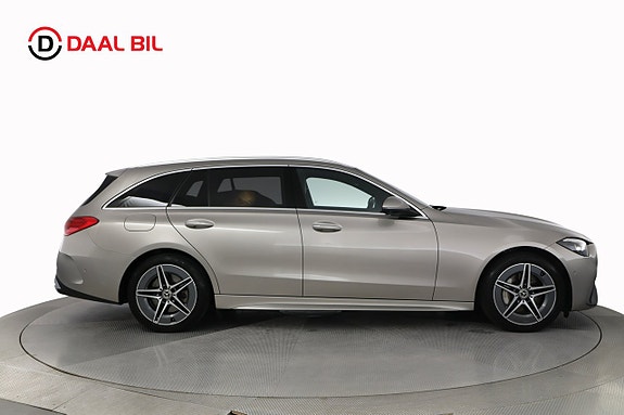 Mercedes-Benz C300 5 of 5