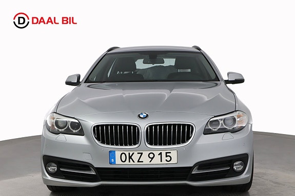 BMW 520d 2 of 5