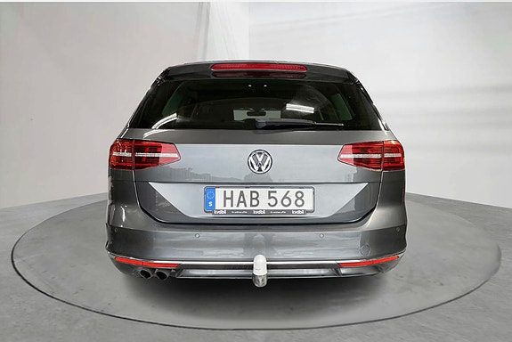 Volkswagen Passat 5 of 5