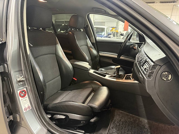 BMW 320d 11 of 12
