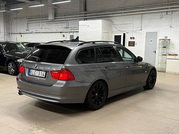 BMW 320d 5 of 12