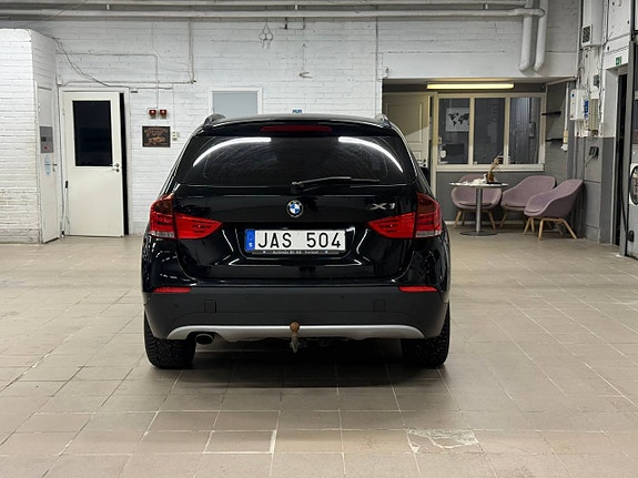 BMW X1 4 of 12