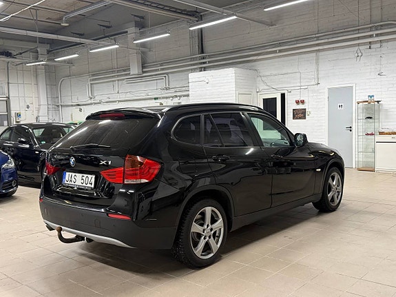 BMW X1 5 of 12