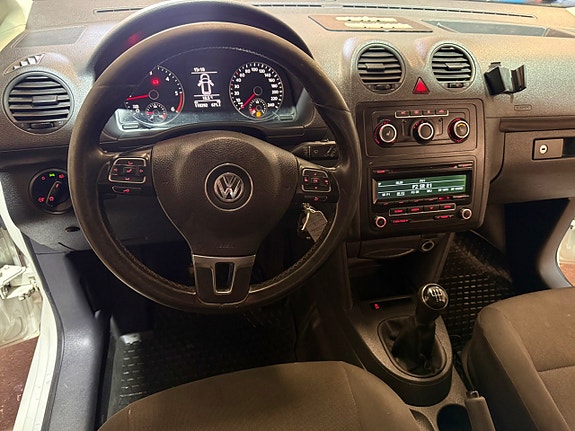 Volkswagen Caddy 9 of 17