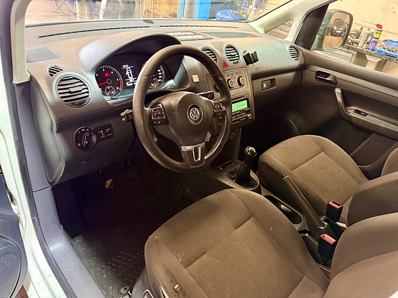 Volkswagen Caddy 10 of 17