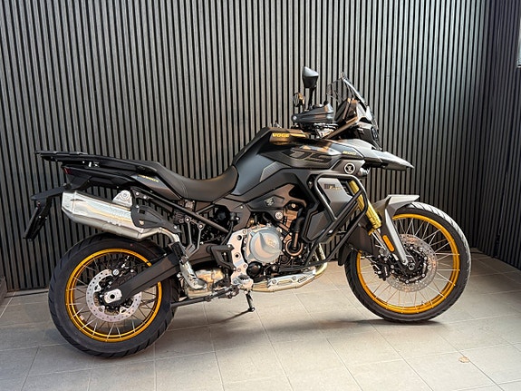 Voge DS900X 2 of 4