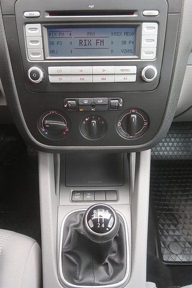 Volkswagen Golf V 11 of 25