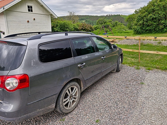 Volkswagen Passat 3 of 5